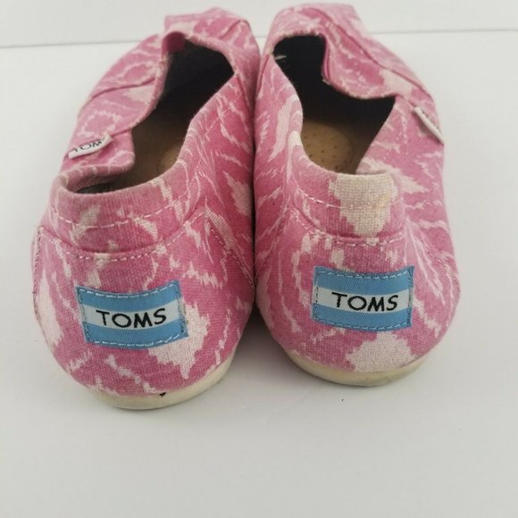TOMS Pink & White Aztec Print Slip On Shoes - Picture 5 of 7